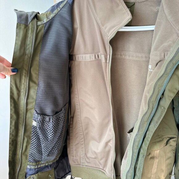 Helly Hansen Vintage 2-in-1 Jacket – Men’s Medium (M/M) - Picture 8 of 16